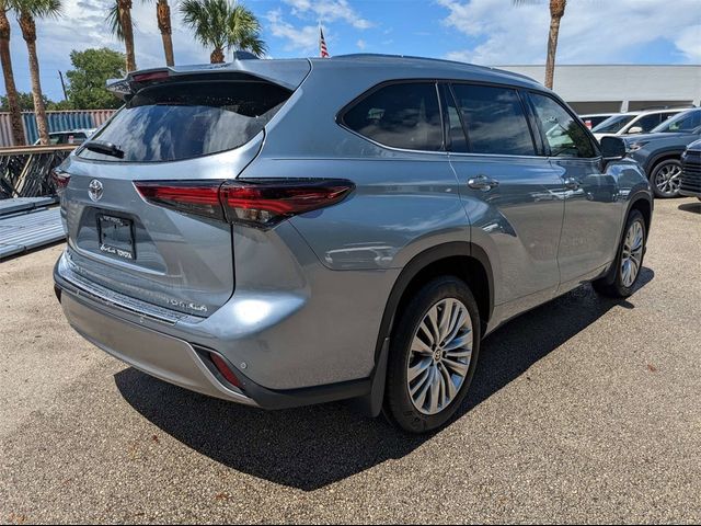 2024 Toyota Highlander Platinum