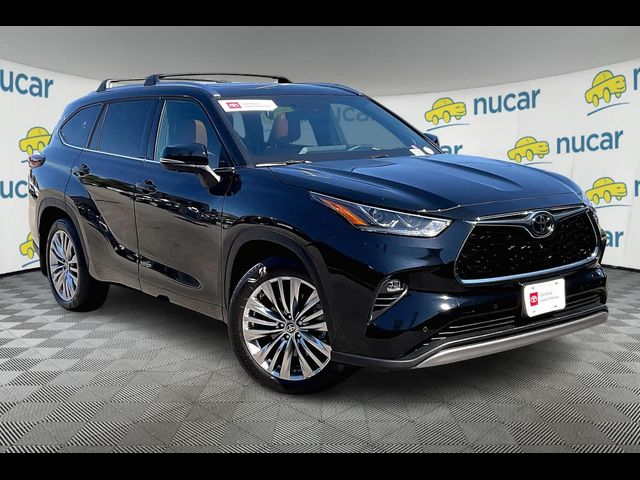 2024 Toyota Highlander Platinum