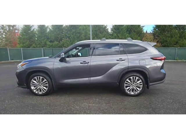 2024 Toyota Highlander Platinum