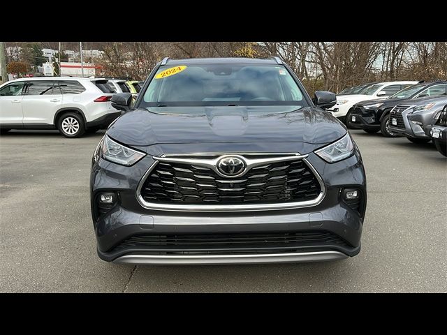 2024 Toyota Highlander Platinum