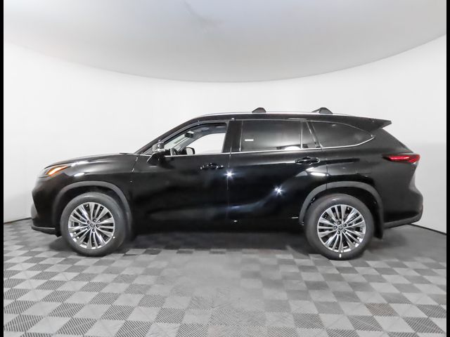 2024 Toyota Highlander Platinum