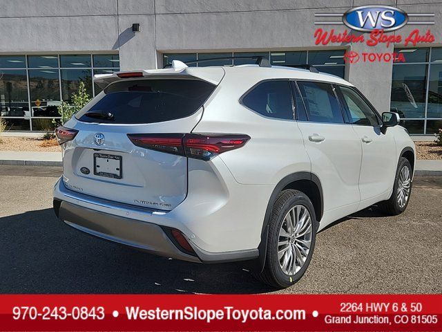 2024 Toyota Highlander Platinum