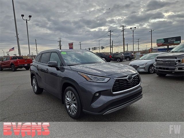 2024 Toyota Highlander Platinum