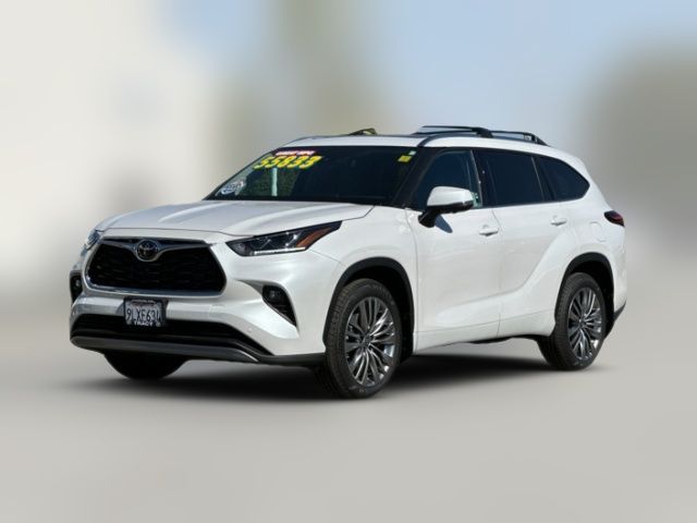 2024 Toyota Highlander 