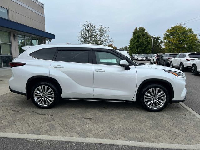 2024 Toyota Highlander Platinum