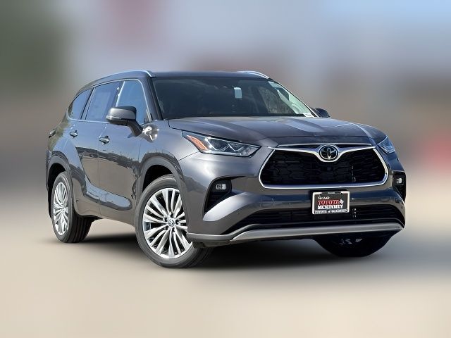 2024 Toyota Highlander Platinum