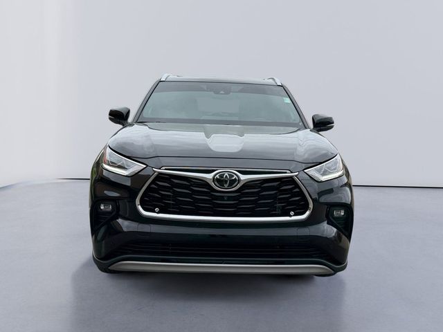 2024 Toyota Highlander Platinum