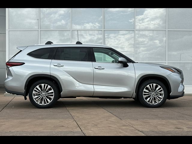 2024 Toyota Highlander Platinum