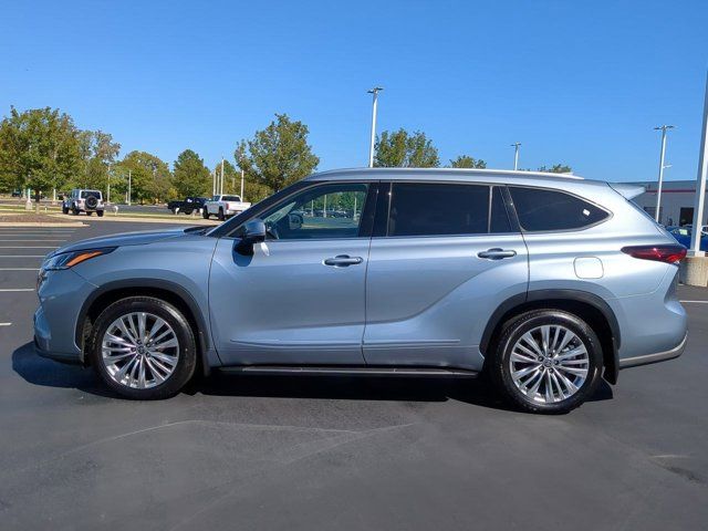 2024 Toyota Highlander Platinum