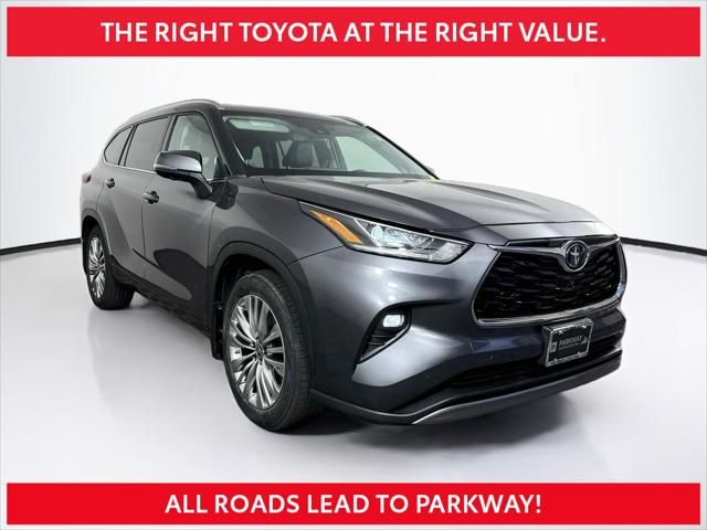 2024 Toyota Highlander Platinum