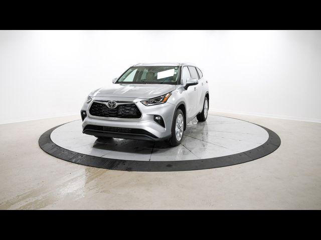 2024 Toyota Highlander Platinum