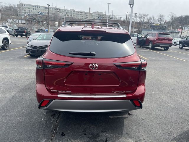 2024 Toyota Highlander Platinum