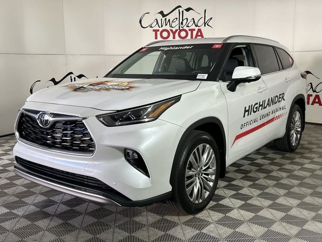 2024 Toyota Highlander Platinum