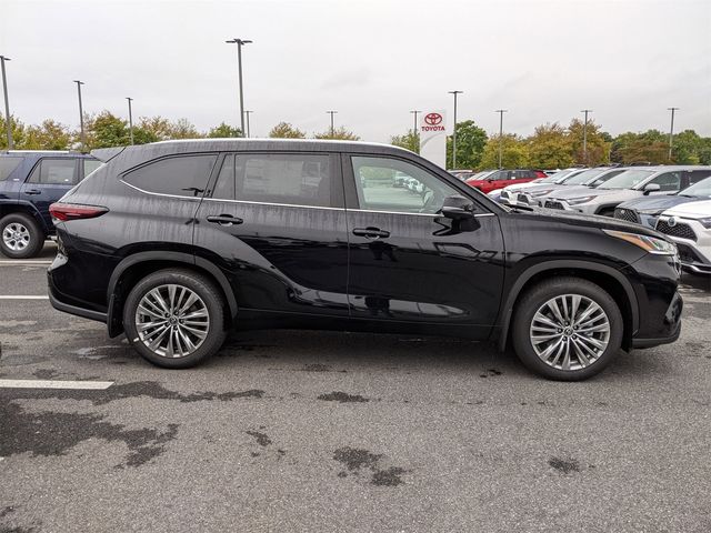 2024 Toyota Highlander Platinum