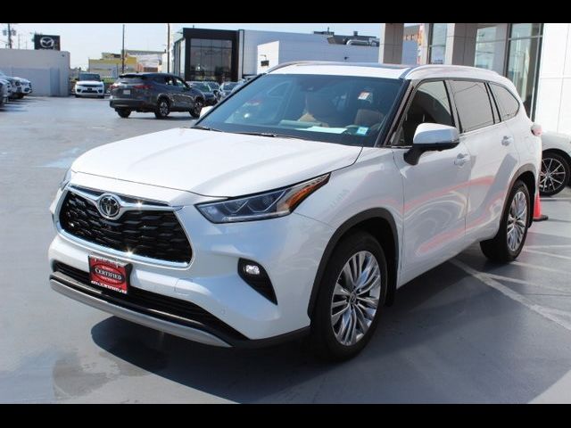 2024 Toyota Highlander Platinum