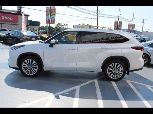 2024 Toyota Highlander Platinum