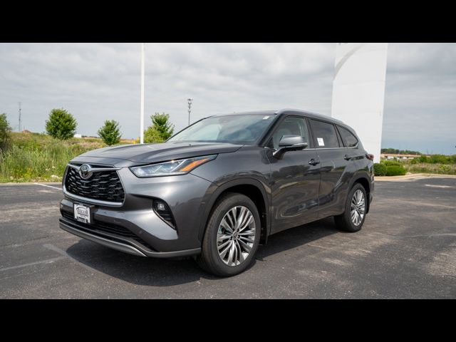 2024 Toyota Highlander Platinum