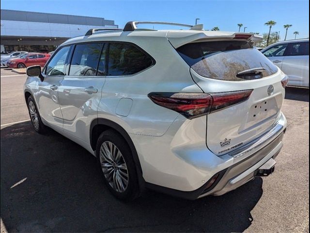 2024 Toyota Highlander Platinum