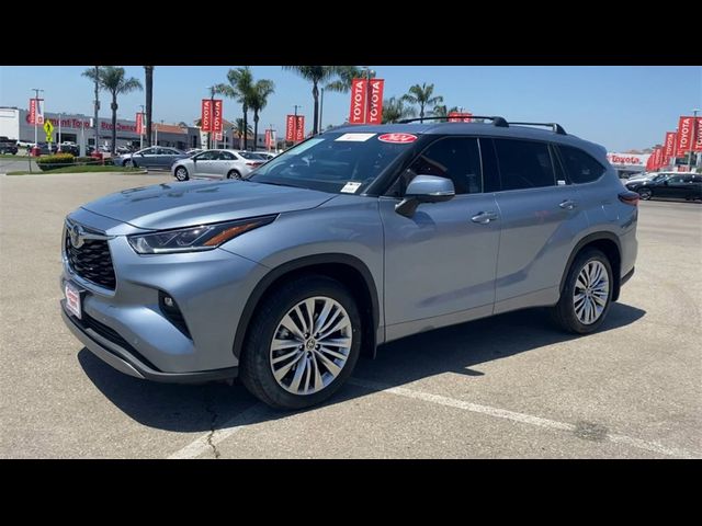 2024 Toyota Highlander Platinum