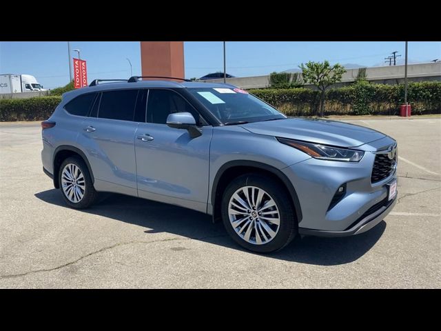 2024 Toyota Highlander Platinum