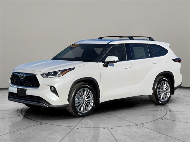 2024 Toyota Highlander Platinum