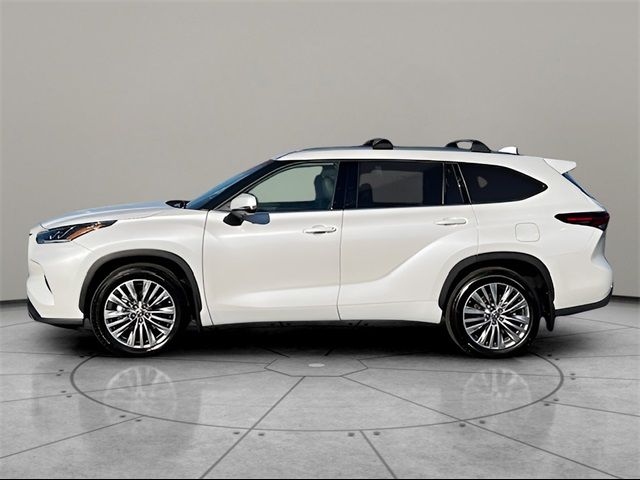 2024 Toyota Highlander Platinum