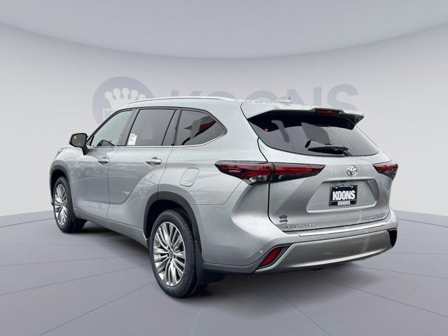 2024 Toyota Highlander Platinum