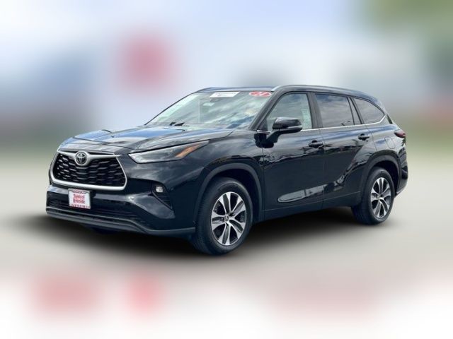 2024 Toyota Highlander XLE