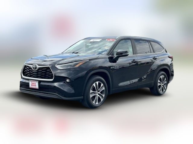 2024 Toyota Highlander XLE