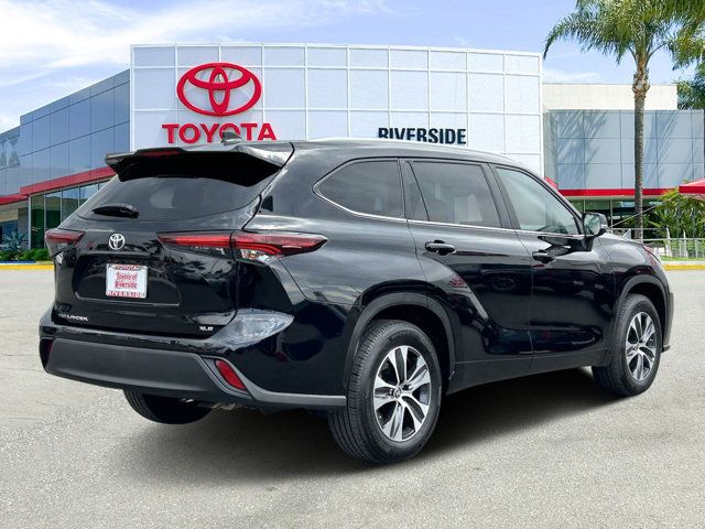 2024 Toyota Highlander XLE