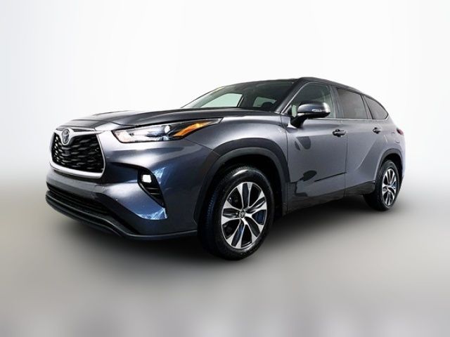 2024 Toyota Highlander XLE