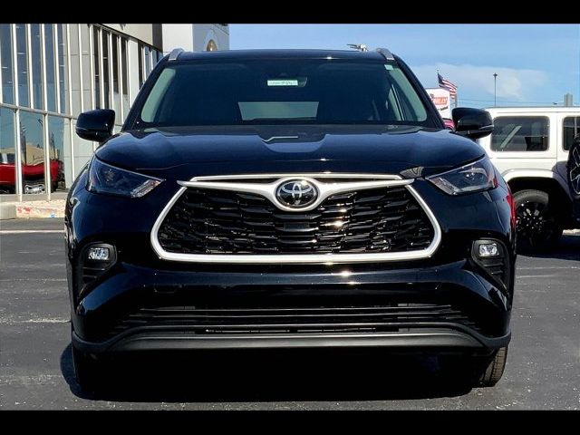 2024 Toyota Highlander XLE