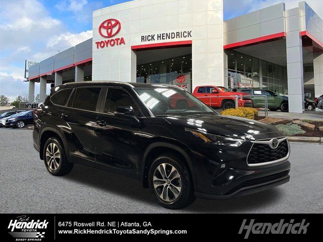 2024 Toyota Highlander XLE