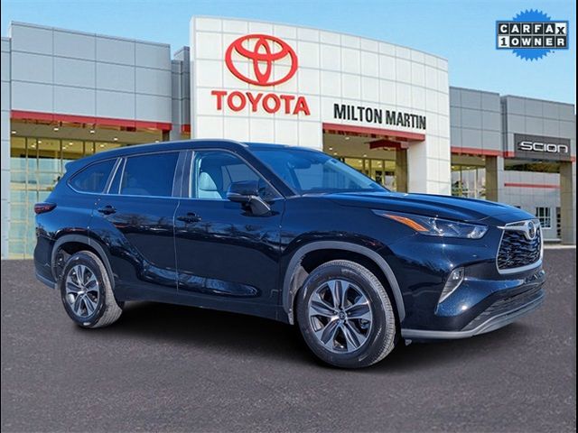 Used 2024 Toyota Highlander XLE For Sale in Gainesville, GA | Capital ...
