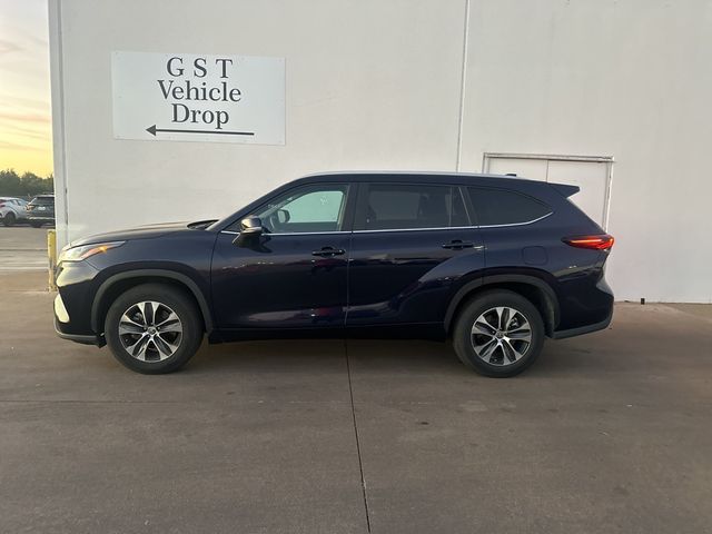 2024 Toyota Highlander XLE