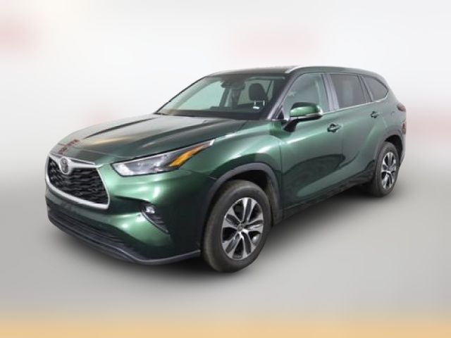2024 Toyota Highlander XLE
