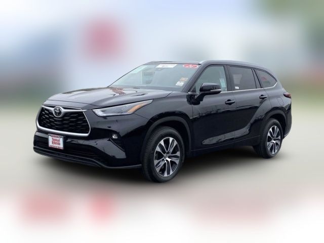 2024 Toyota Highlander XLE