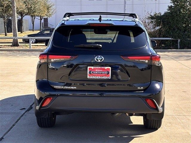 2024 Toyota Highlander XLE