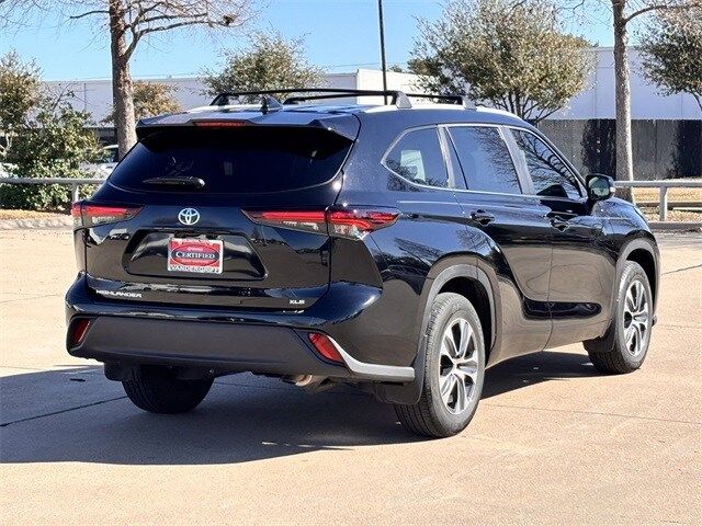 2024 Toyota Highlander XLE