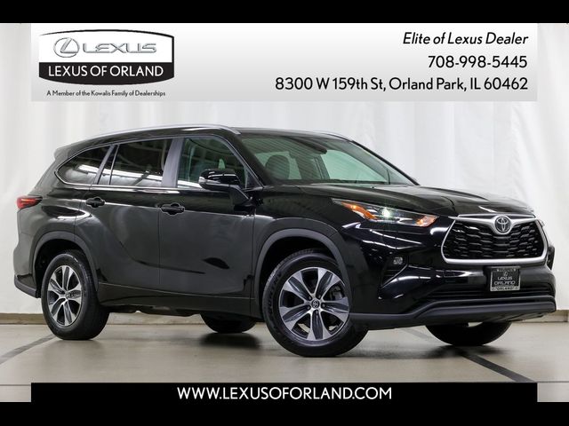 2024 Toyota Highlander XLE