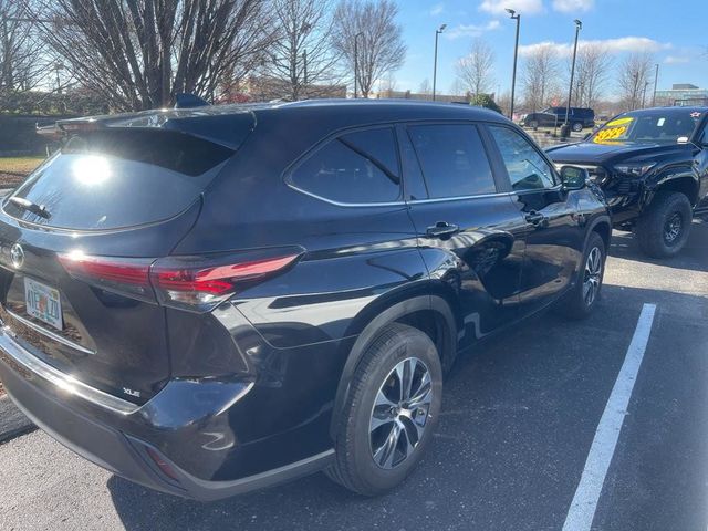 2024 Toyota Highlander XLE