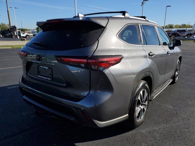 2024 Toyota Highlander XLE