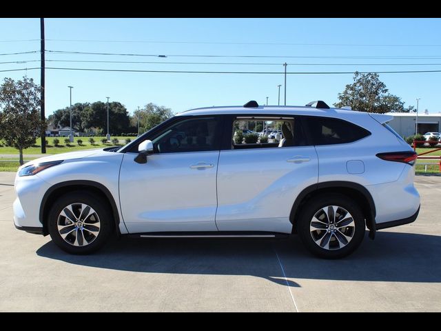 2024 Toyota Highlander XLE