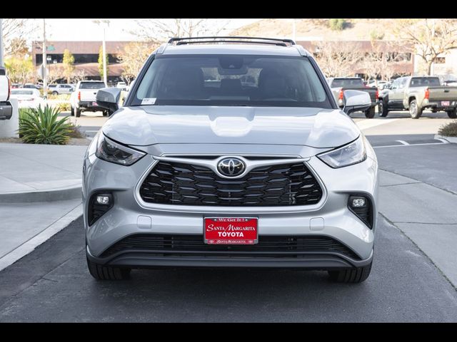 2024 Toyota Highlander XLE