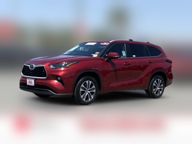 2024 Toyota Highlander XLE
