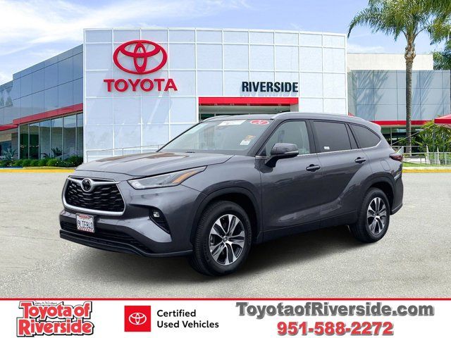 2024 Toyota Highlander XLE