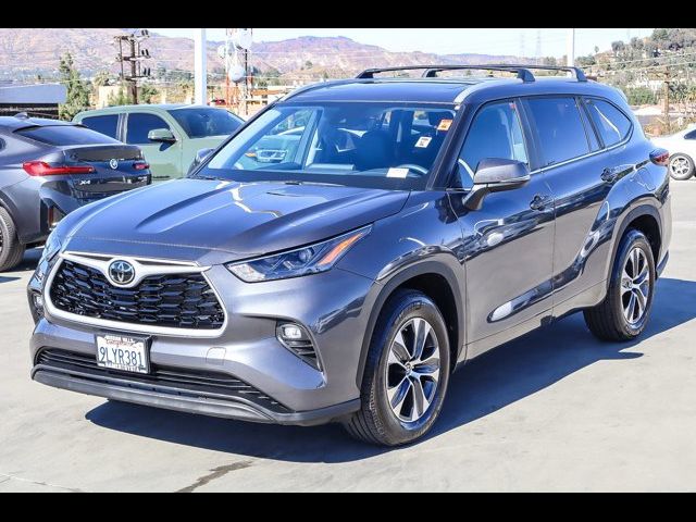 2024 Toyota Highlander XLE