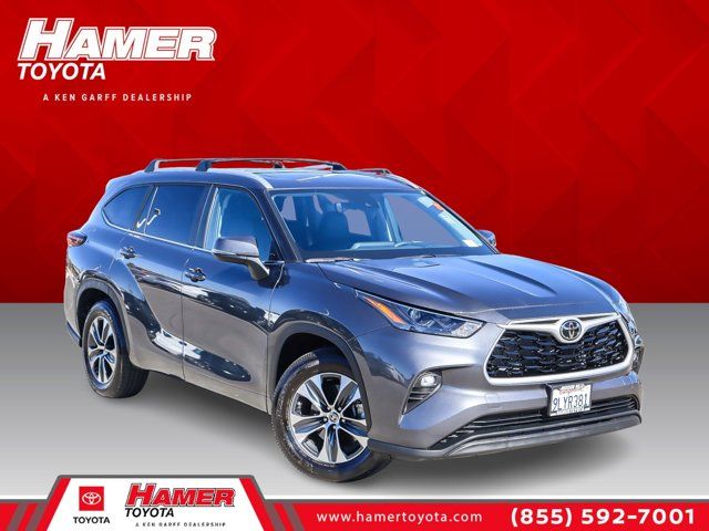 2024 Toyota Highlander XLE