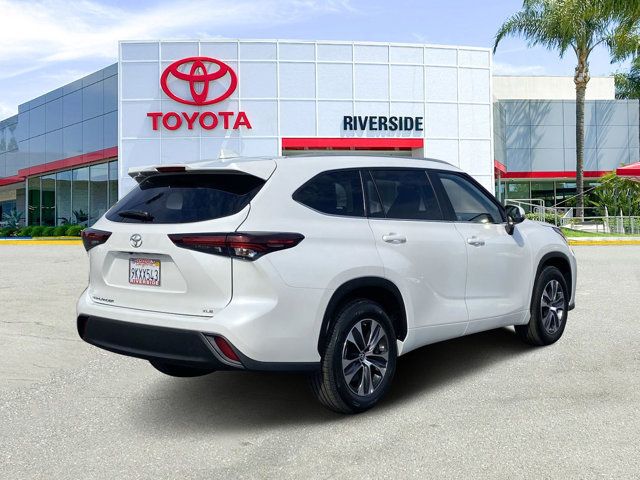 2024 Toyota Highlander XLE