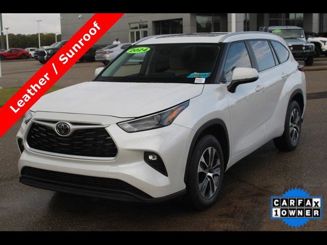 2024 Toyota Highlander XLE